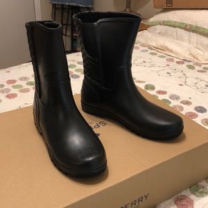 Sperry rubber boots